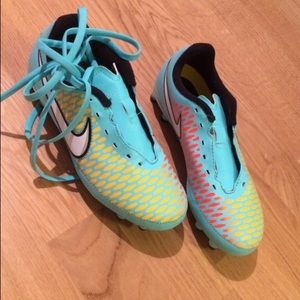 Nike crampons